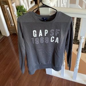 Large Gray Gap Swearshirt